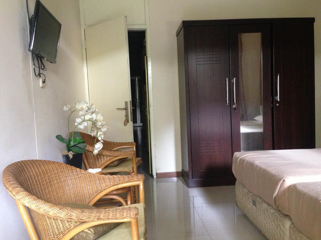 Gondia Guesthouse Yakarta Habitación foto