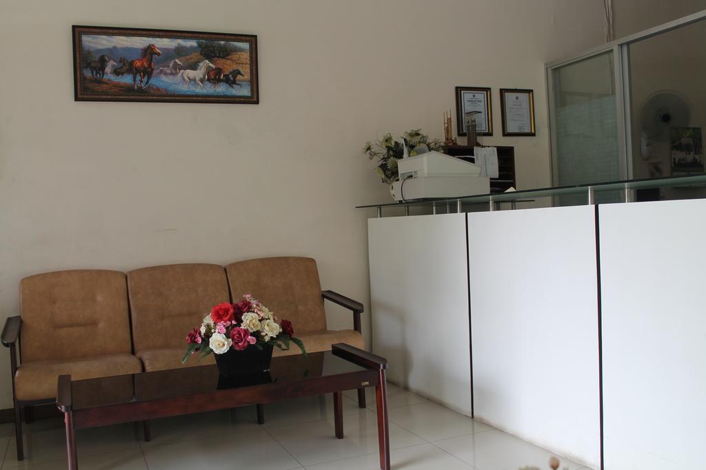 Gondia Guesthouse Yakarta Exterior foto