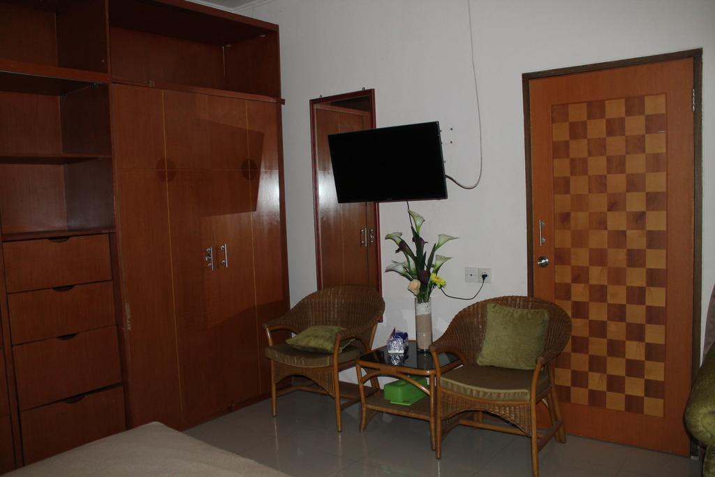 Gondia Guesthouse Yakarta Habitación foto