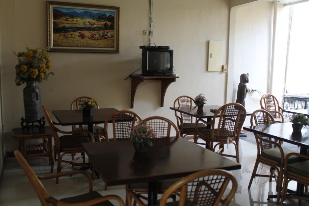 Gondia Guesthouse Yakarta Exterior foto